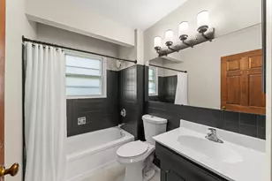 2308 Crabtree Ave, Woodridge, IL 60517 - Photo 14