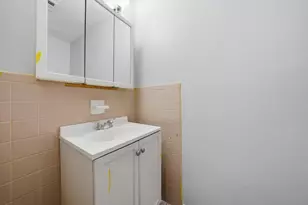 1140 E 81st St, Chicago, IL 60619 - Photo 8