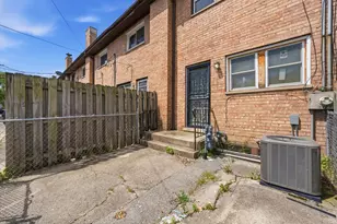 1140 E 81st St, Chicago, IL 60619 - Photo 40