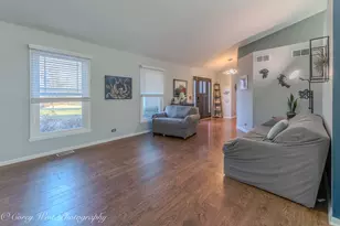 10215 Ridge Ln, Union, IL 60180 - Photo 12