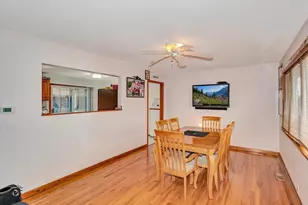 9137 Orchard Ln, Bridgeview, IL 60455 - Photo 2