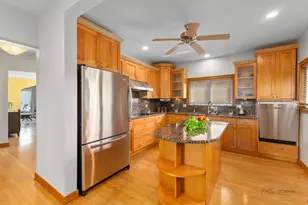 2720 N Beulah Ave, River Grove, IL 60171 - Photo 8