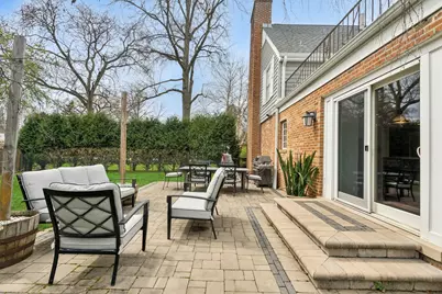 9515 Hamlin Avenue, Evanston, IL 60203 - Photo 34