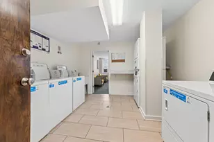 5506 Lincoln Ave, Morton Grove, IL 60053 - Photo 14