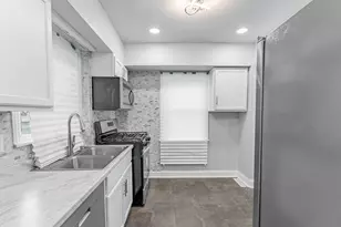 [Address not provided], Chicago, IL 60619 - Photo 8