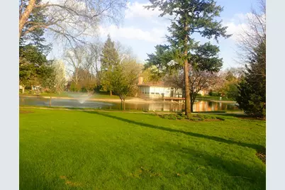 1127 S Old Wilke Road #101, Arlington Heights, IL 60005 - Photo 2