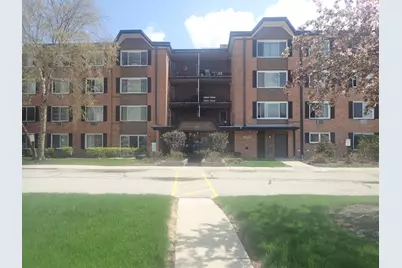1127 S Old Wilke Road #101, Arlington Heights, IL 60005 - Photo 1