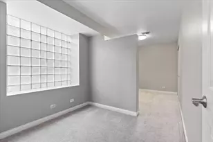 2307 W Haddon Ave, Chicago, IL 60622 - Photo 10