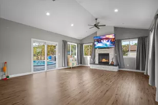 750 Forest Park Dr, Dixon, IL 61021 - Photo 12