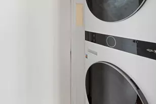 624 N May St, Chicago, IL 60642 - Photo 10