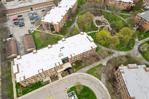 1117 S Old Wilke Rd, Arlington Heights, IL 60005 - Photo 14