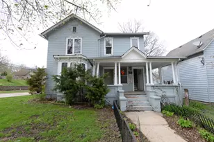 435 W Marion St, Joliet, IL 60436 - Photo 1