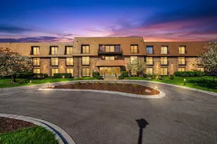 4050 Dundee Rd, Northbrook, IL 60062 - Photo 14