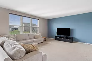 1452 Ruby Dr, Yorkville, IL 60560 - Photo 4