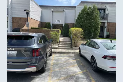 7373 Blackburn Avenue #104, Downers Grove, IL 60516 - Photo 2