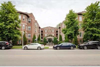 435 E Oakwood Boulevard #35, Chicago, IL 60653 - Photo 1