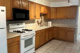 5826 N Broadway St, Chicago, IL 60660 - Photo 8