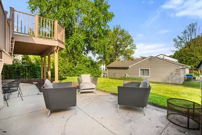 1151 W Bryn Mawr Avenue, Roselle, IL 60172 - Photo 36