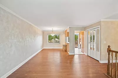 1151 W Bryn Mawr Avenue, Roselle, IL 60172 - Photo 6