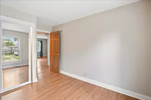 1151 W Bryn Mawr Ave, Roselle, IL 60172 - Photo 20