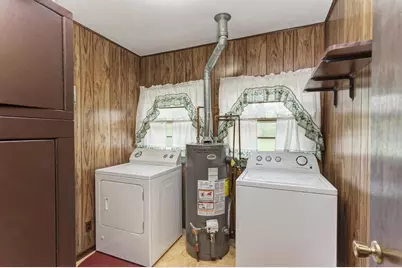705 N School Street, Braidwood, IL 60408 - Photo 16