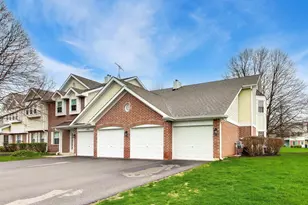 872 Quin Ct, Naperville, IL 60563 - Photo 2