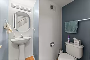 2713 Whitlock Dr, Darien, IL 60561 - Photo 10