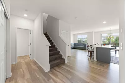 4202 Chelsea Manor Circle, Aurora, IL 60504 - Photo 2