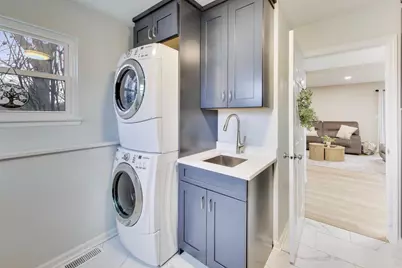 2080 Pennsbury Lane, Hanover Park, IL 60133 - Photo 22