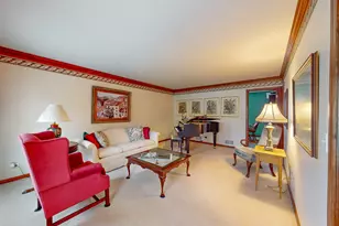 1803 River Ridge Cir, Naperville, IL 60565 - Photo 4
