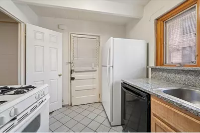 1140 W Lunt Avenue #1B, Chicago, IL 60626 - Photo 8