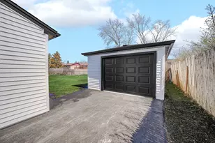 [Address not provided], Country Club Hills, IL 60478 - Photo 18