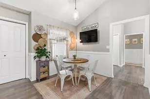 40 Fern Rd, Lake Zurich, IL 60047 - Photo 12