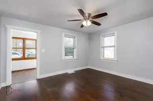 305 Thompson St, Ottawa, IL 61350 - Photo 4