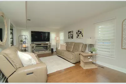 421 Burke Drive, Carol Stream, IL 60188 - Photo 10