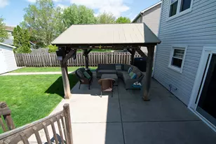 421 Burke Dr, Carol Stream, IL 60188 - Photo 30