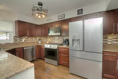 421 Burke Drive, Carol Stream, IL 60188 - Photo 14