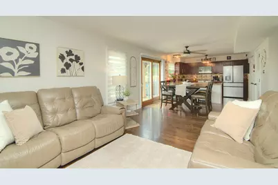 421 Burke Drive, Carol Stream, IL 60188 - Photo 8