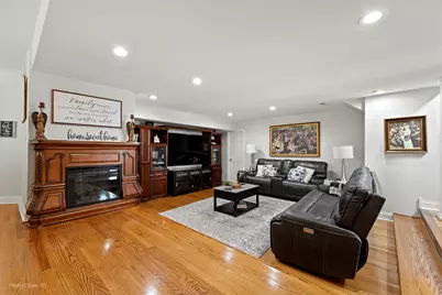 0N632 Gables Boulevard, Wheaton, IL 60187 - Photo 6