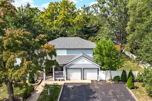 0N632 Gables Blvd, Wheaton, IL 60187 - Photo 2