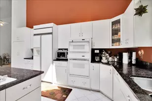 664 White Oak Way, Yorkville, IL 60560 - Photo 12