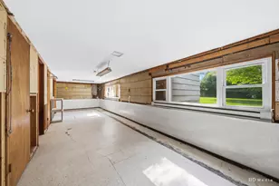15742 Le Claire Ave, Oak Forest, IL 60452 - Photo 12
