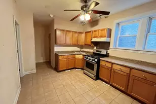 913 N Kedvale Ave, Chicago, IL 60651 - Photo 14