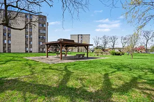 9720 S Pulaski Rd, Oak Lawn, IL 60453 - Photo 2