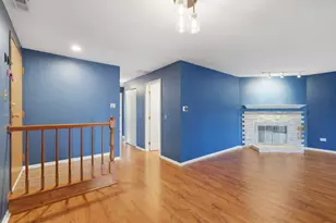 871 Cross Creek Ct, Roselle, IL 60172 - Photo 4
