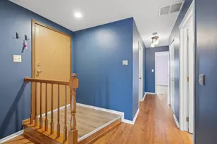871 Cross Creek Ct, Roselle, IL 60172 - Photo 6