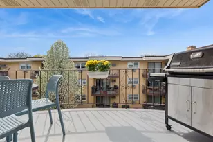 5332 W Windsor Ave, Chicago, IL 60630 - Photo 10