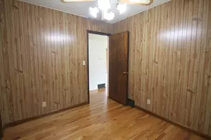 1407 Hackberry Ln, Machesney Park, IL 61115 - Photo 8
