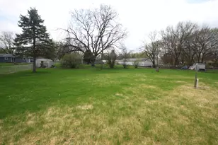 1407 Hackberry Ln, Machesney Park, IL 61115 - Photo 26