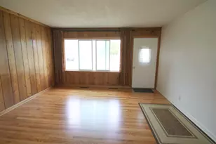1407 Hackberry Ln, Machesney Park, IL 61115 - Photo 6